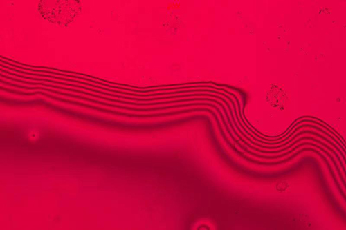 MX6R  看晶圆氧化层厚度。白色是之前看不清楚水波纹，红色是加装红外滤光片后的效果，清晰看到每条波纹。 (3).jpg